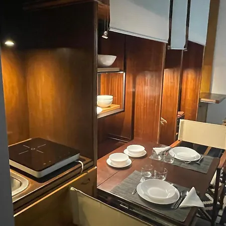 Apartment Bedroom For Two Or 3 With Kitchenette *